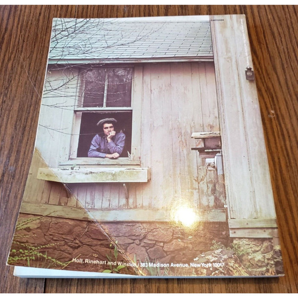 Doonesbury Chronicles Newspaper Comic Strip Paperback By Trudeau, Garry B. - Picture 2 of 7